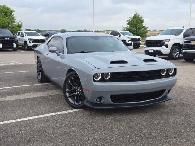 2022 DODGE Challenger