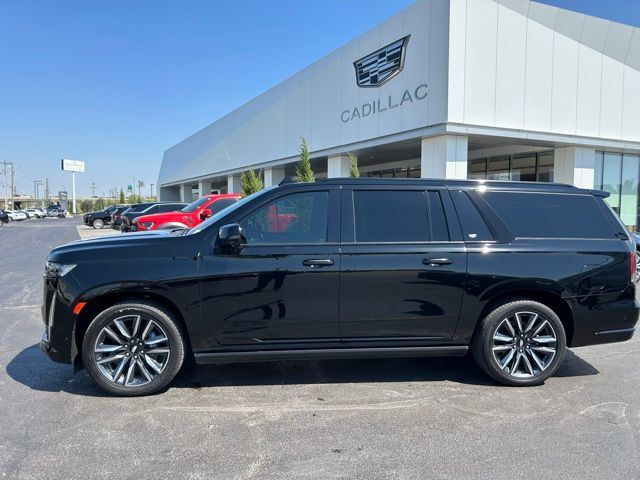 2021 CADILLAC Escalade ESV
