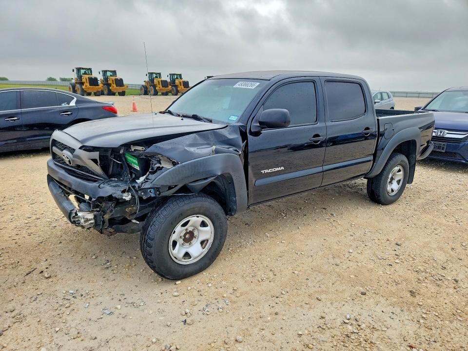 2011 TOYOTA Tacoma