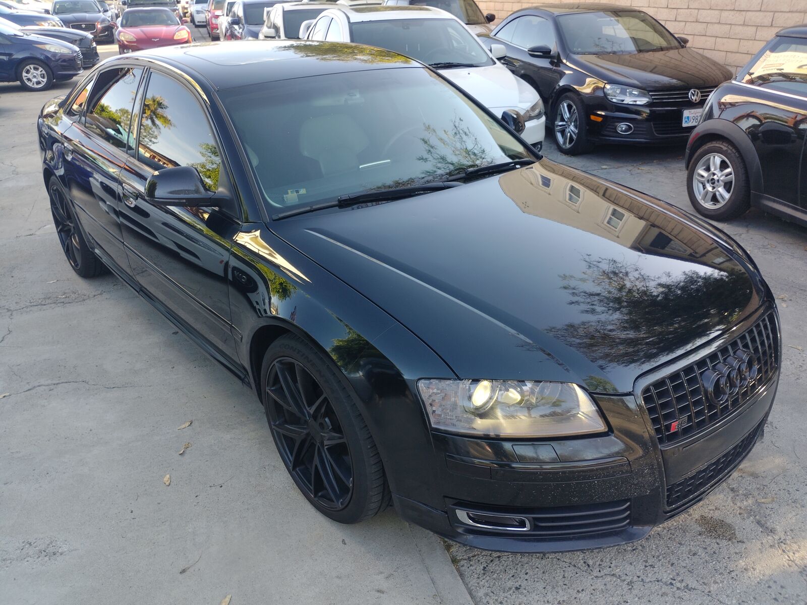 2009 AUDI S8