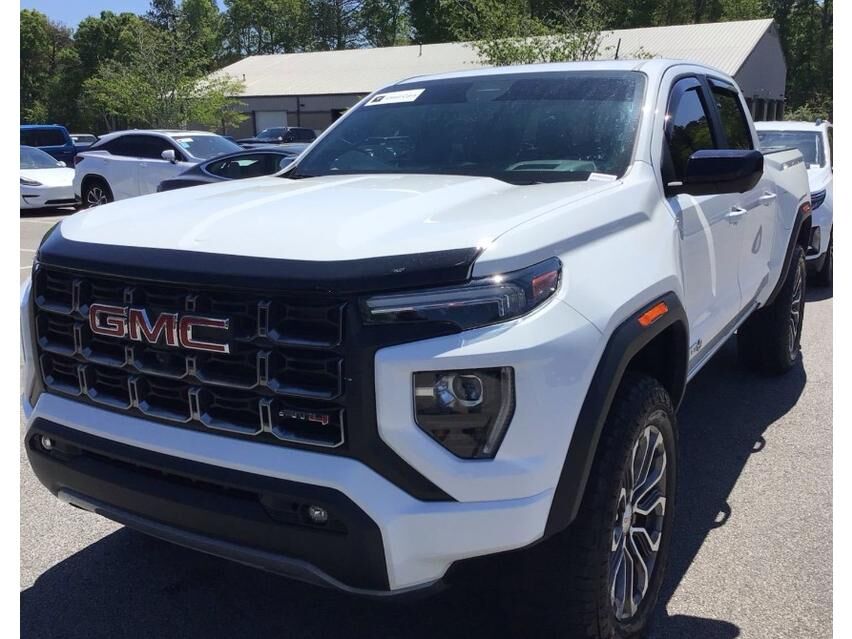 2024 GMC Canyon