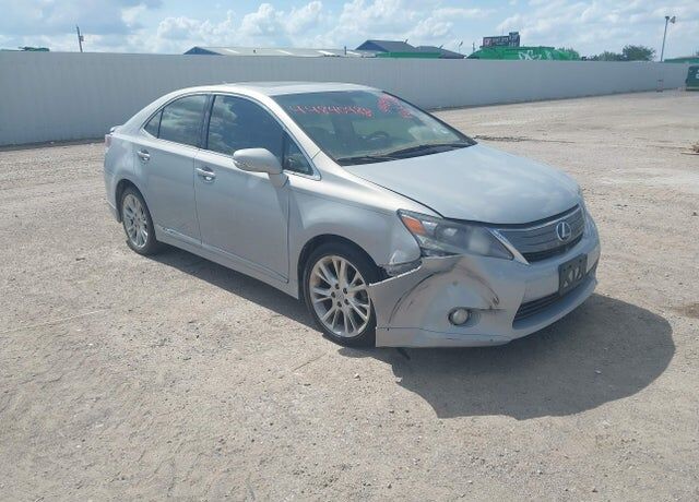 2010 LEXUS HS