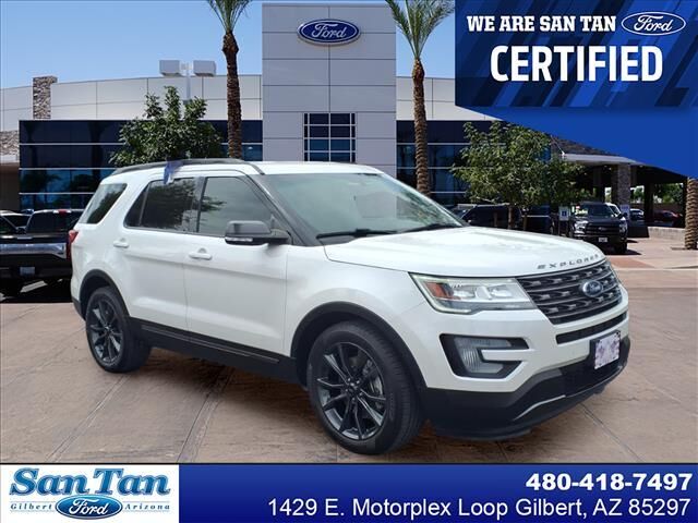 2017 FORD Explorer