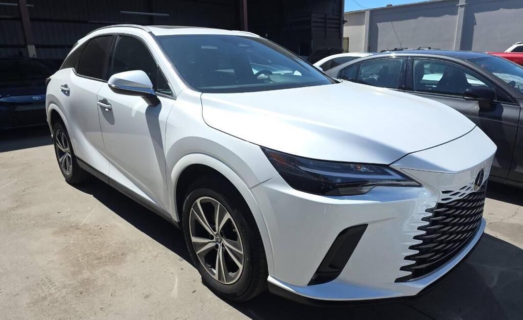2023 LEXUS RX