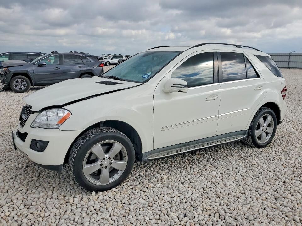 2011 MERCEDES-BENZ M-Class