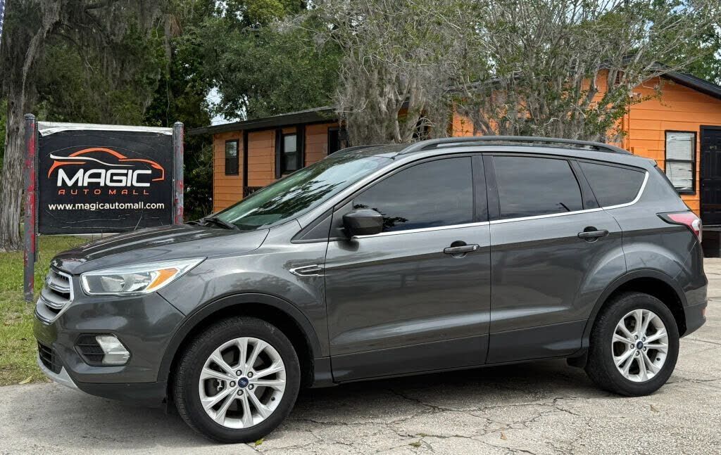 2018 FORD Escape
