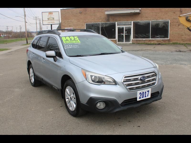 2017 SUBARU Outback