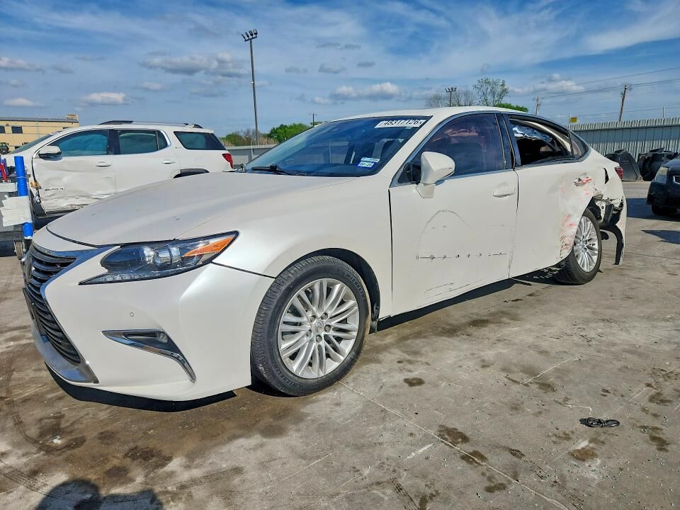 2017 LEXUS ES