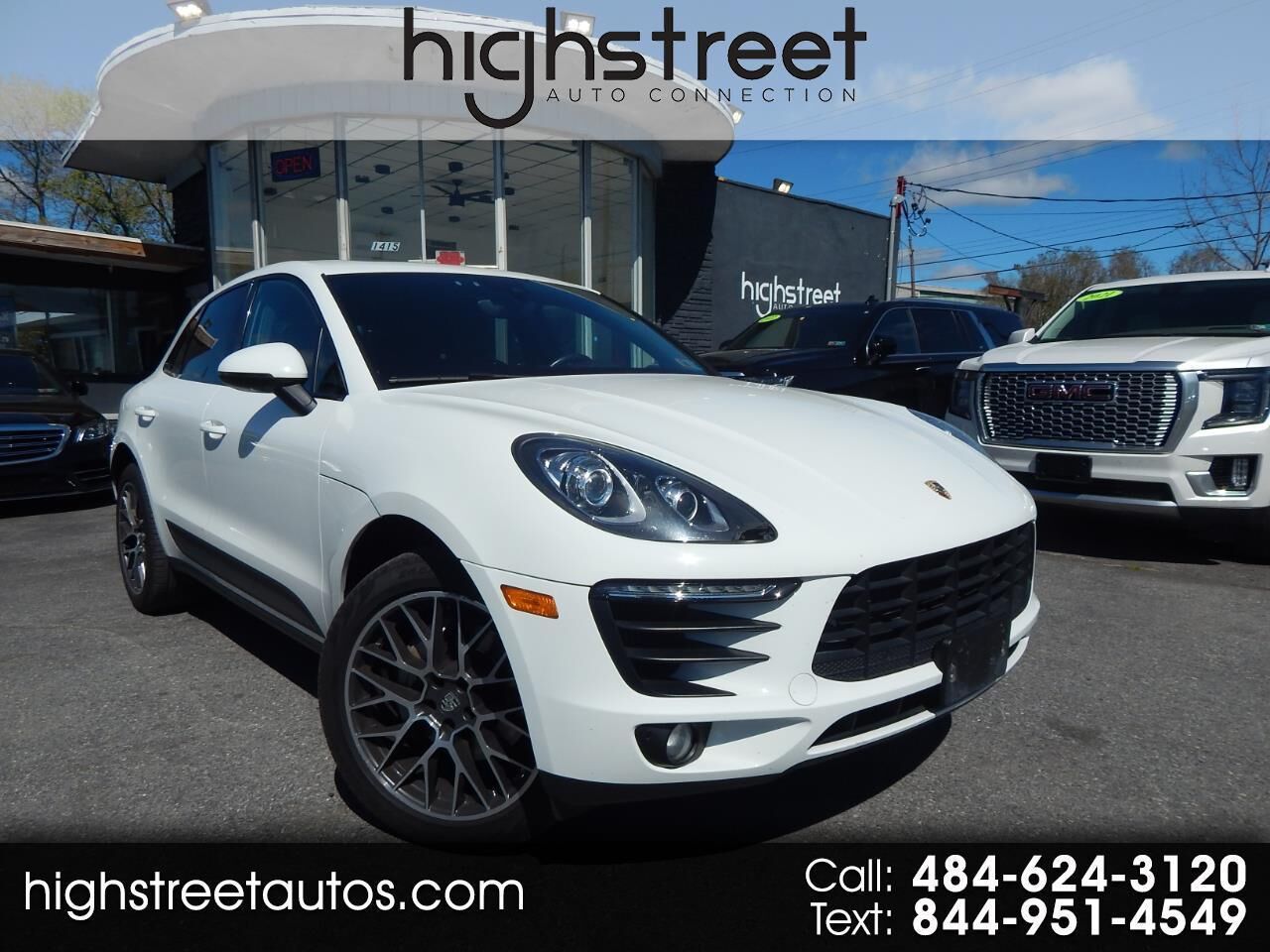 2018 PORSCHE Macan