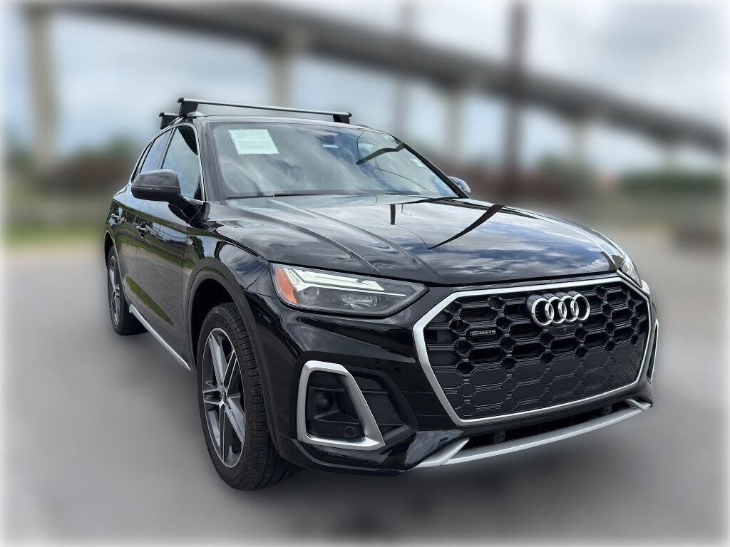 2021 AUDI Q5 e