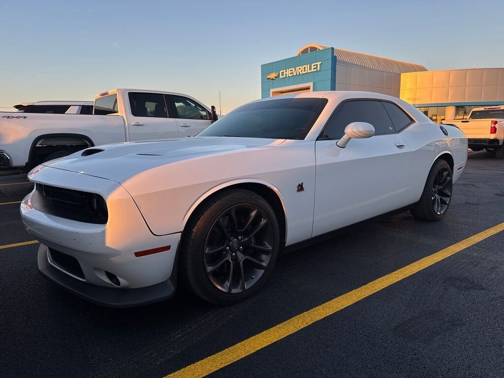 2021 DODGE Challenger