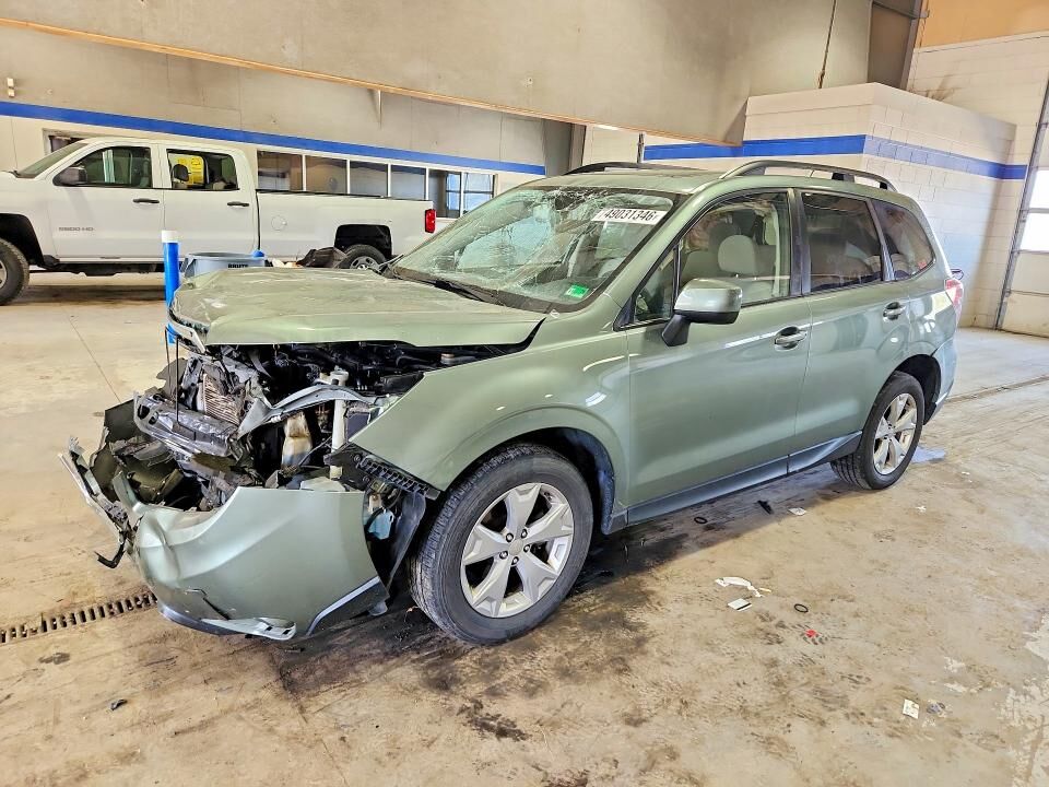 2015 SUBARU Forester