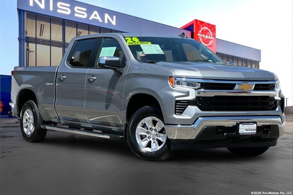2024 CHEVROLET Silverado