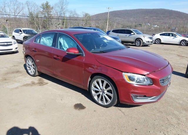 2016 VOLVO S60
