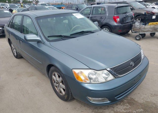 2000 TOYOTA Avalon