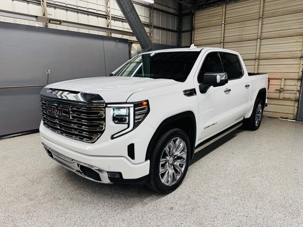 2024 GMC Sierra