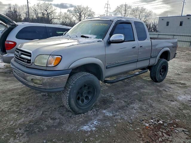 2002 TOYOTA Tundra