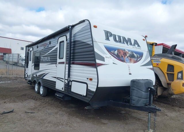 2015 FOREST RIVER Puma Towables