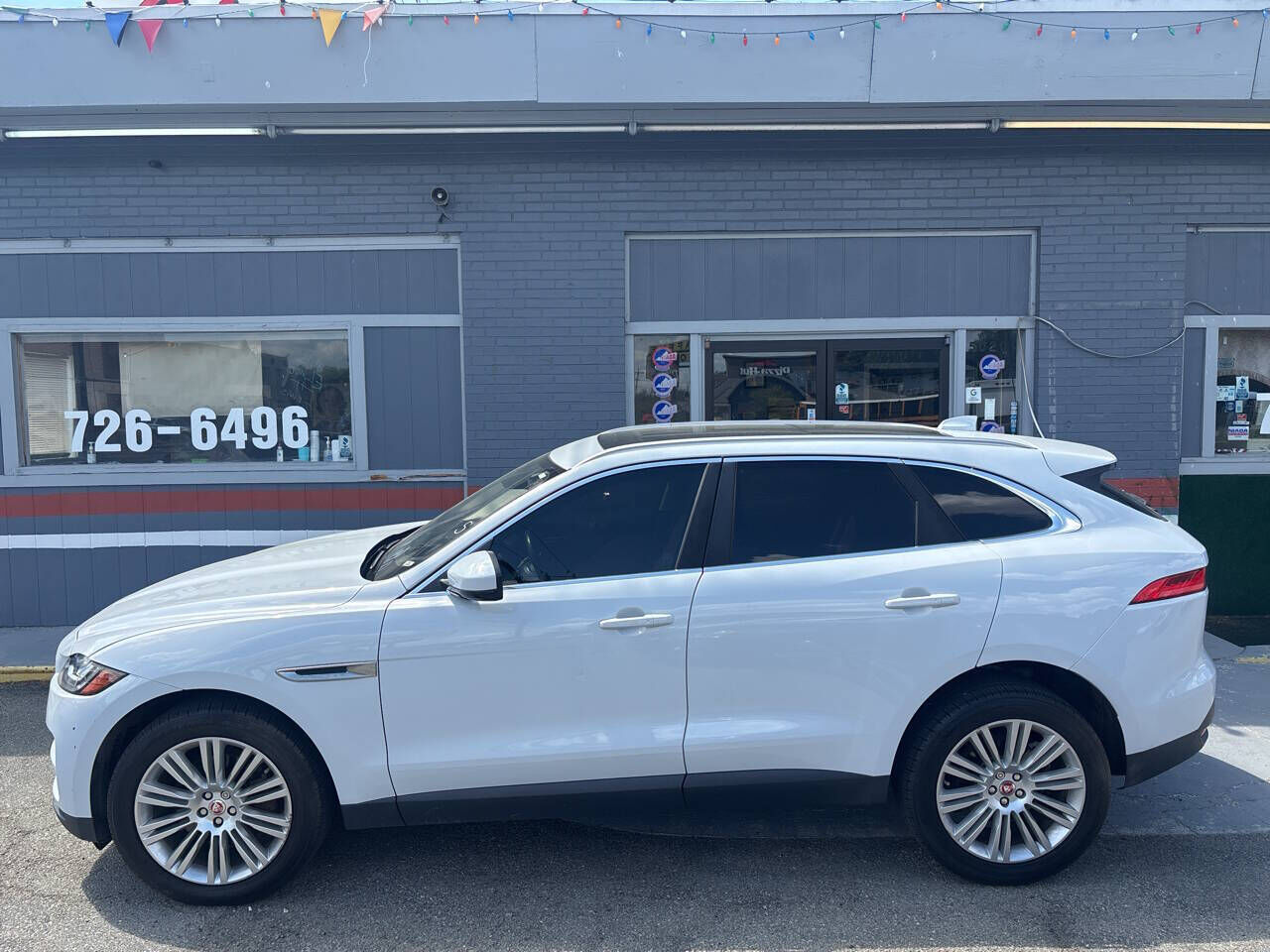 2018 JAGUAR F-Pace