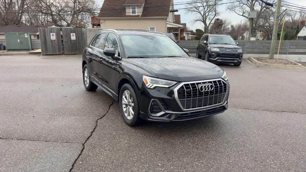 2021 Audi Q3