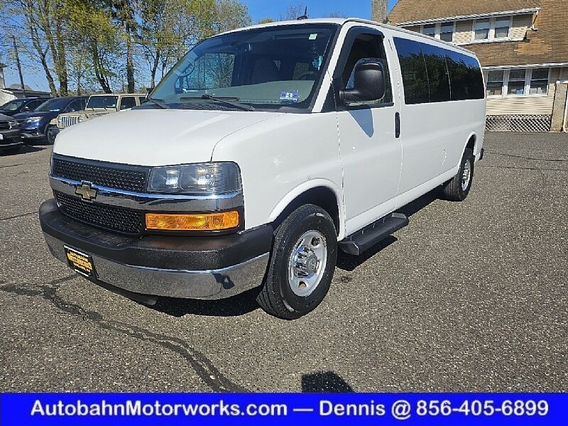 2015 CHEVROLET Express