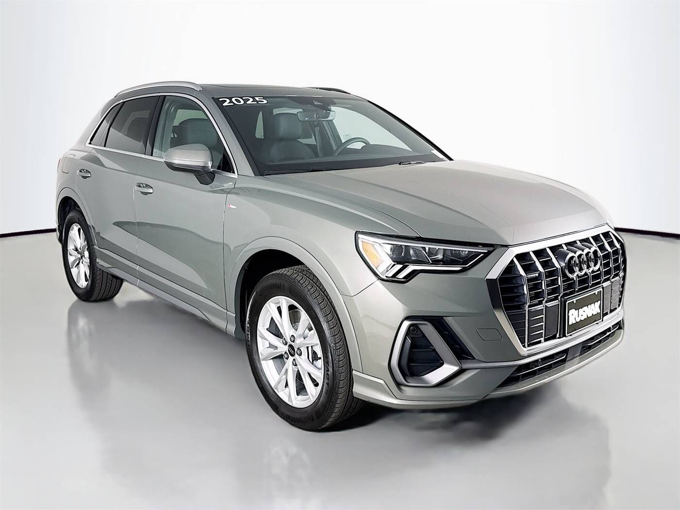 2025 AUDI Q3