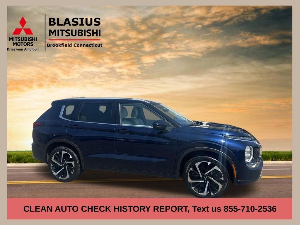 2024 MITSUBISHI Outlander