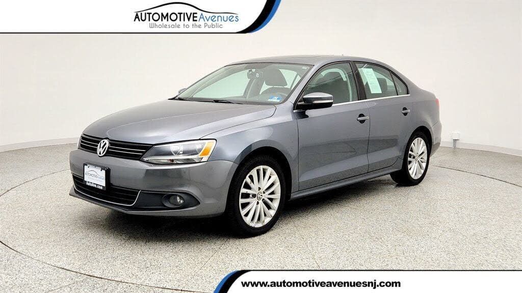 2011 VOLKSWAGEN Jetta