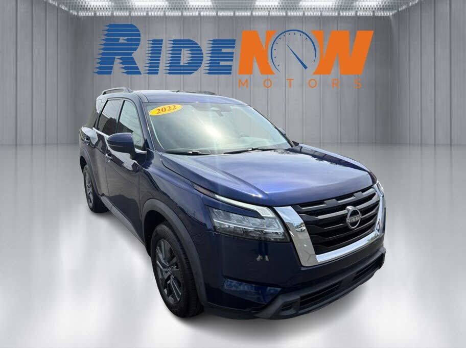 2022 NISSAN Pathfinder