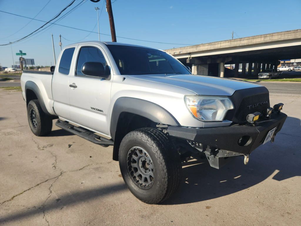 2013 TOYOTA Tacoma