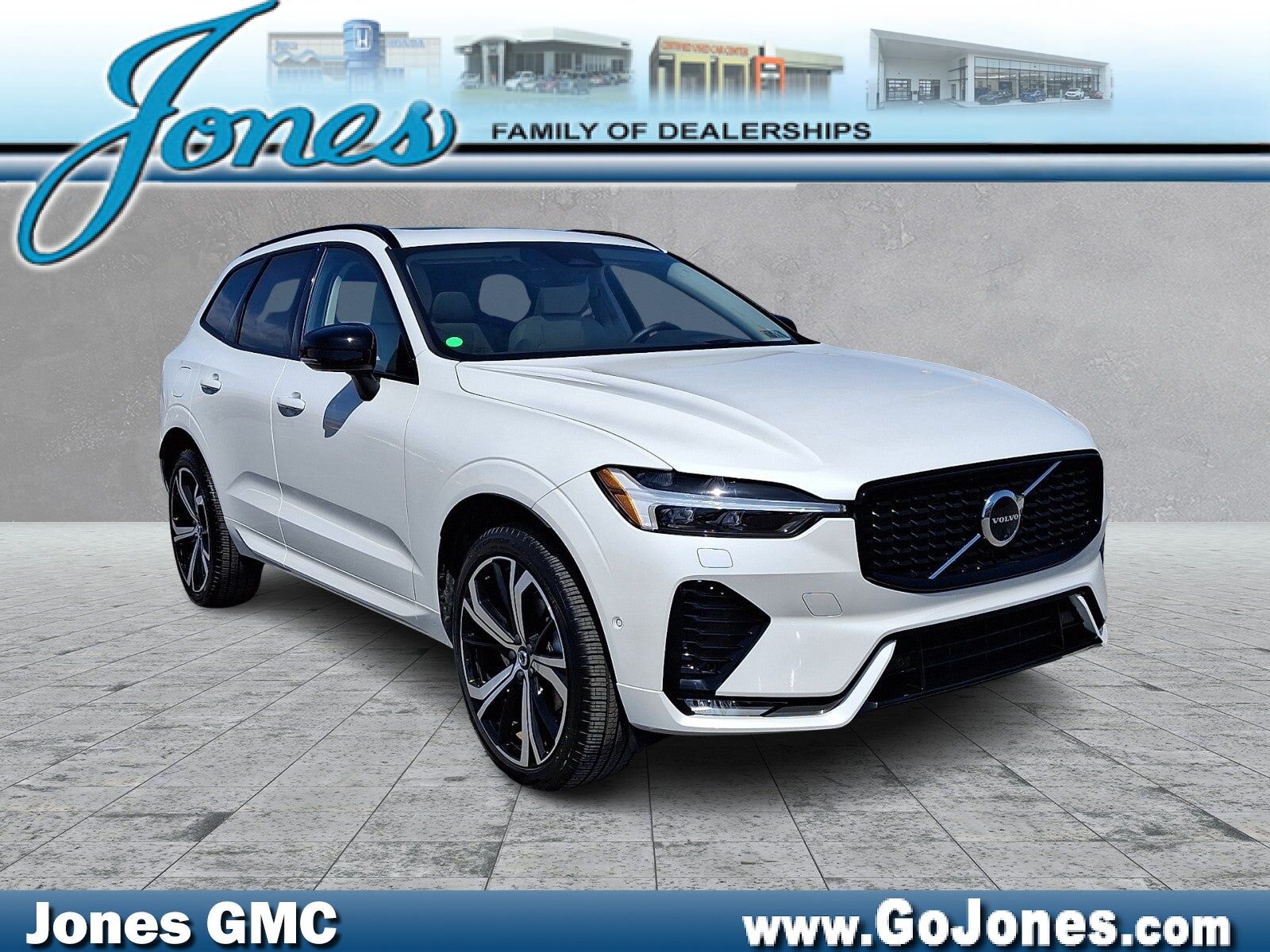 2025 VOLVO XC60