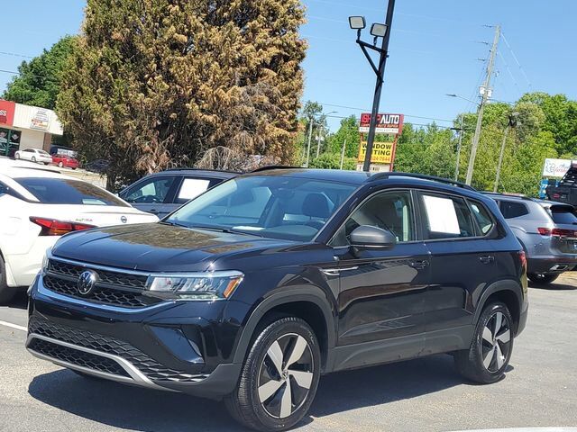2024 VOLKSWAGEN Taos 4Motion