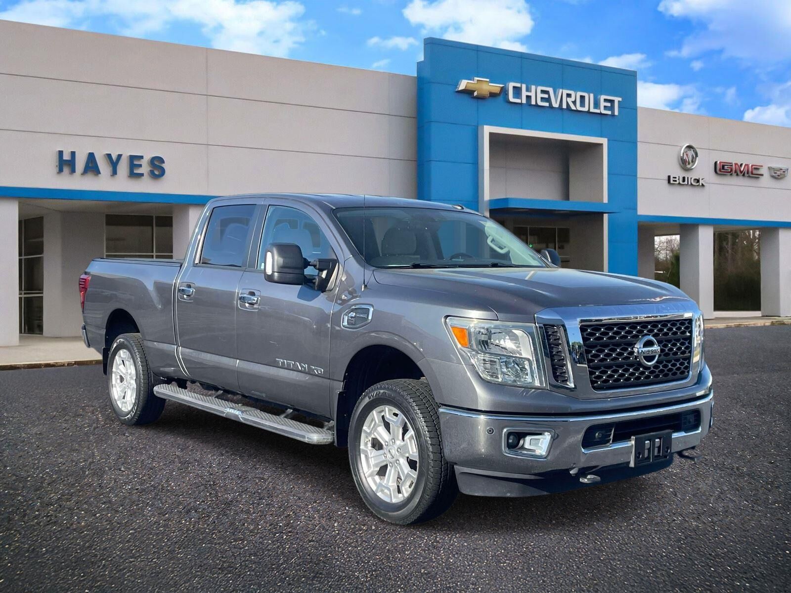 2016 NISSAN Titan