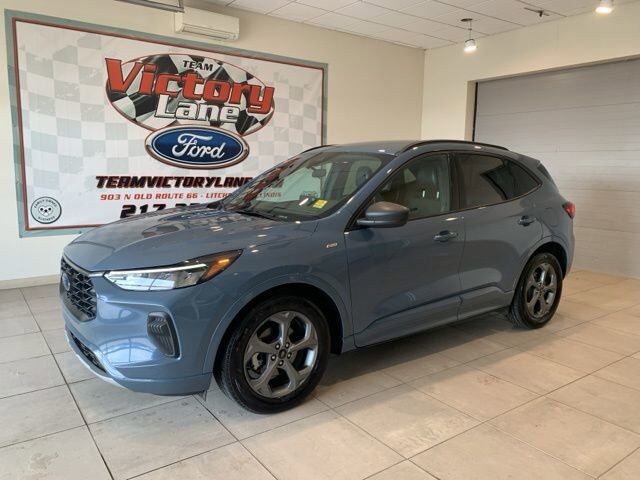 2023 FORD Escape