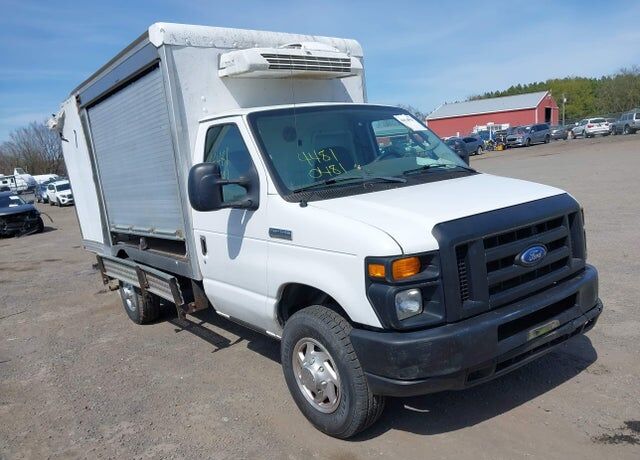 2008 FORD E-350