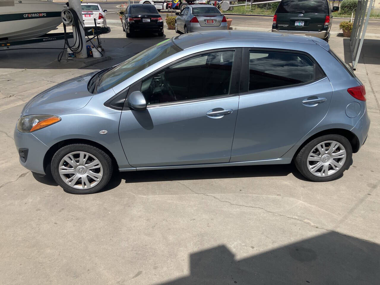 2013 MAZDA Mazda2