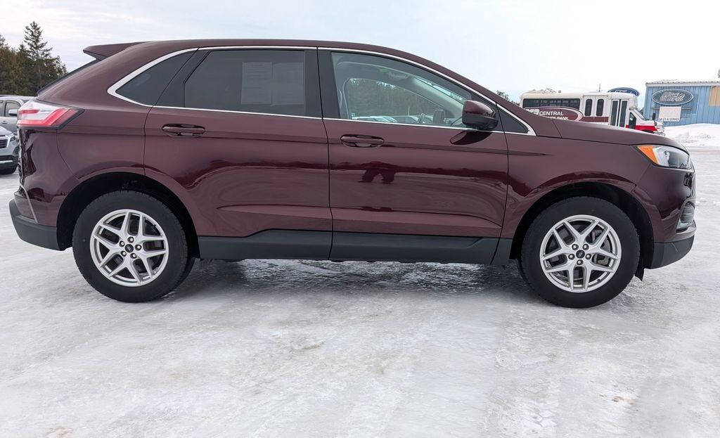 2023 FORD Edge