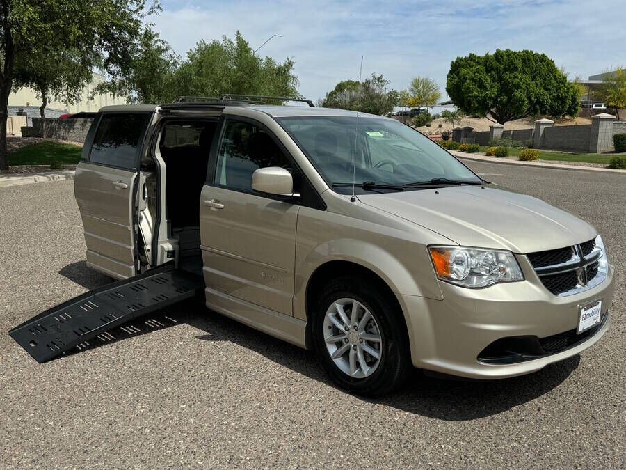 2014 DODGE Grand Caravan