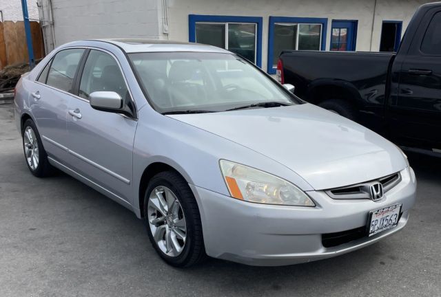 2005 HONDA Accord