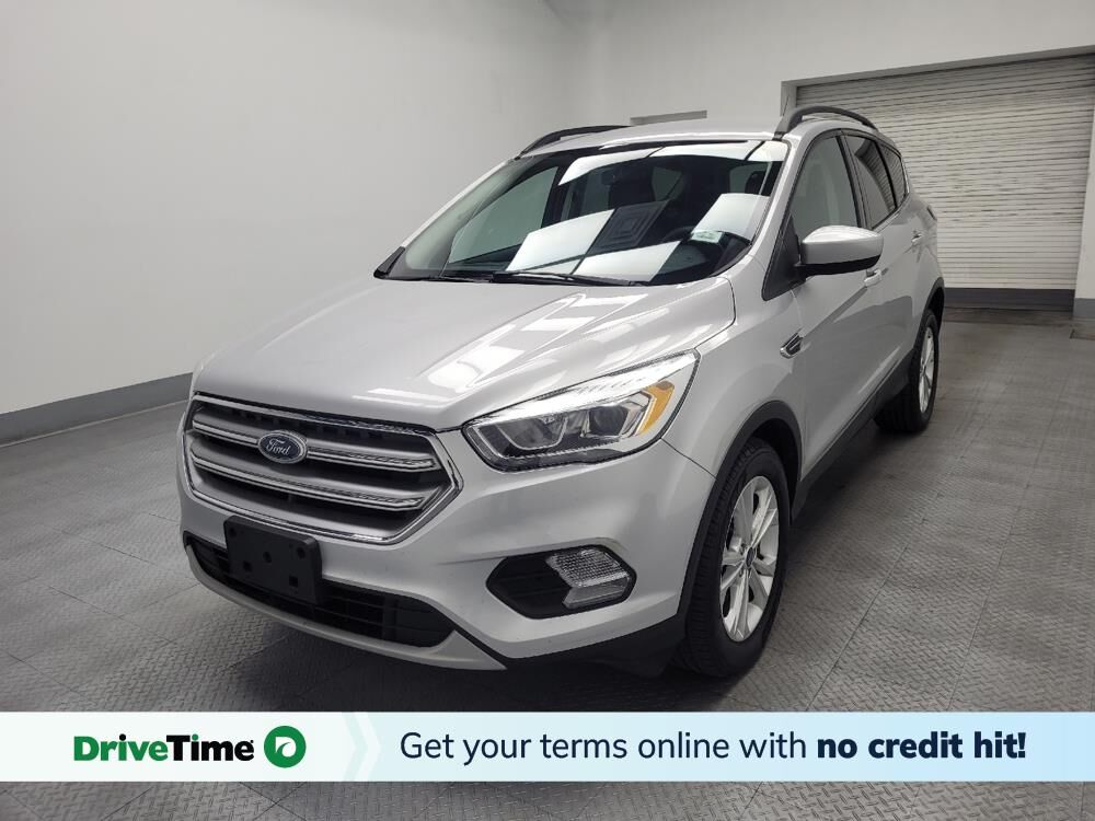 2017 FORD Escape