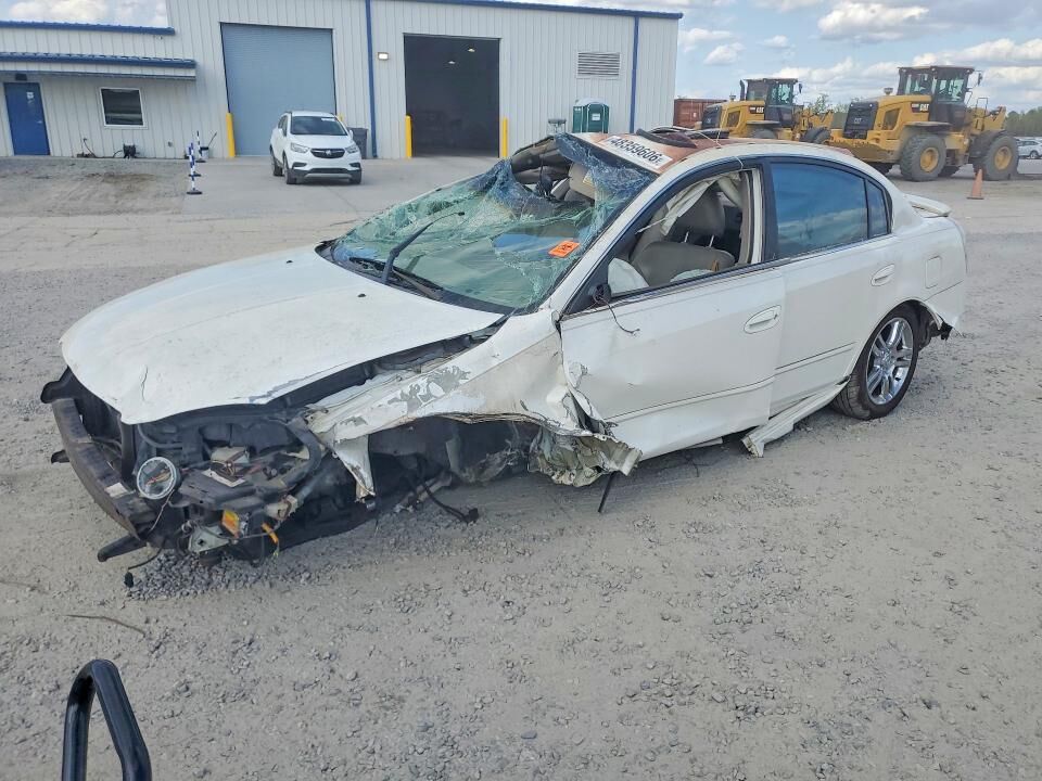 2005 NISSAN Altima