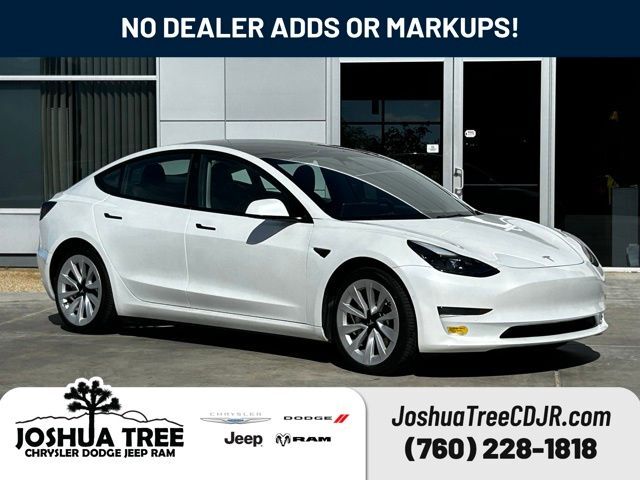 2022 TESLA Model 3
