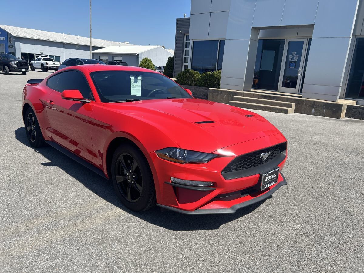 2020 FORD Mustang