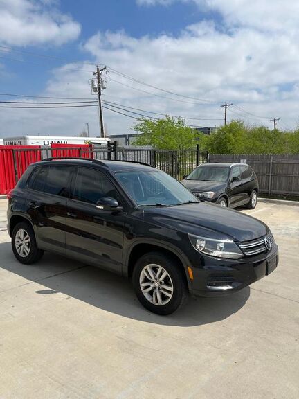 2015 VOLKSWAGEN Tiguan