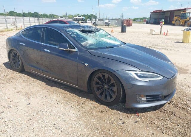 2018 TESLA Model S