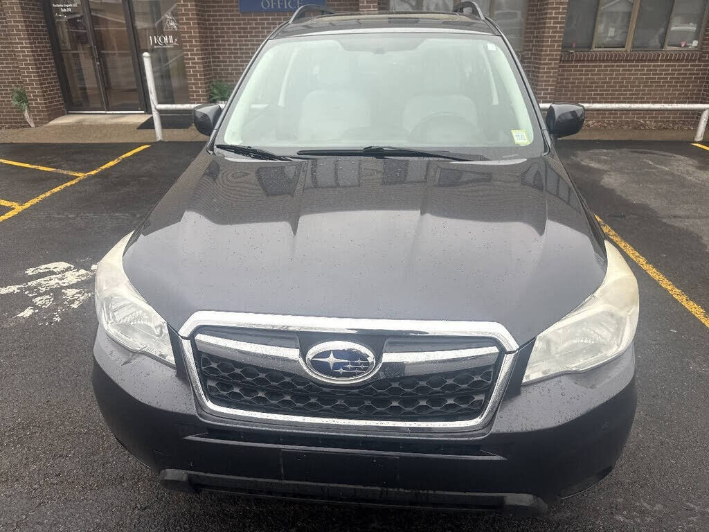 2014 SUBARU Forester