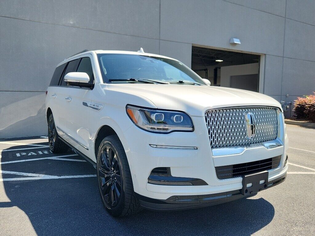 2022 LINCOLN Navigator