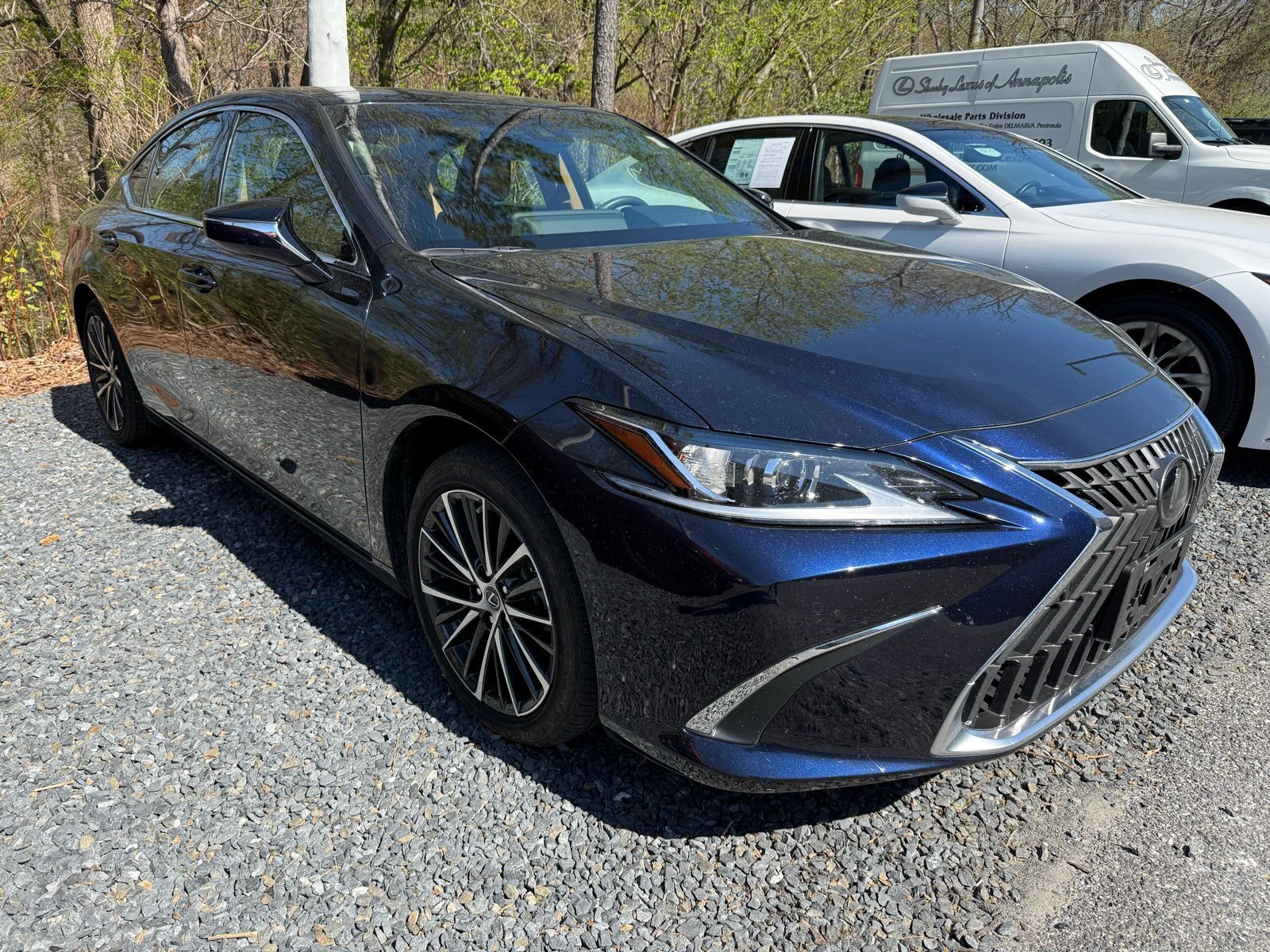 2024 LEXUS ES