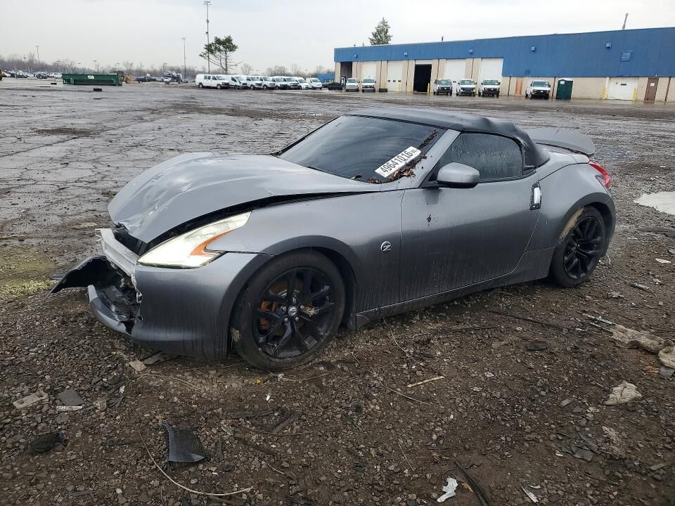2012 NISSAN 370Z