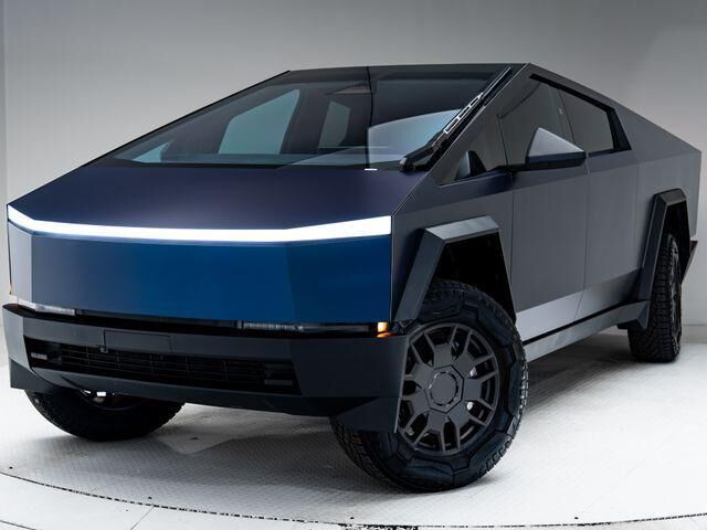 2024 TESLA Cybertruck